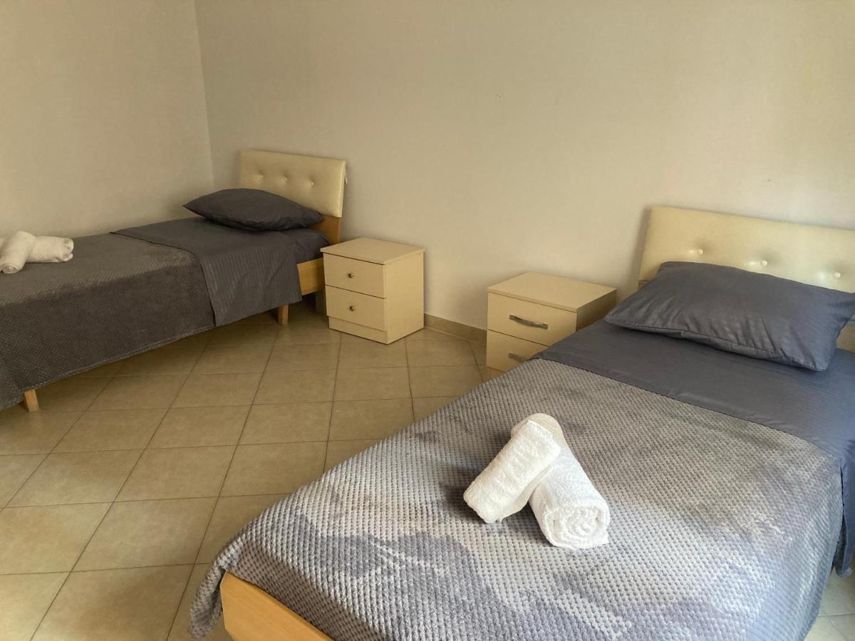 Lungomare Holiday Apartments Durrës 外观 照片